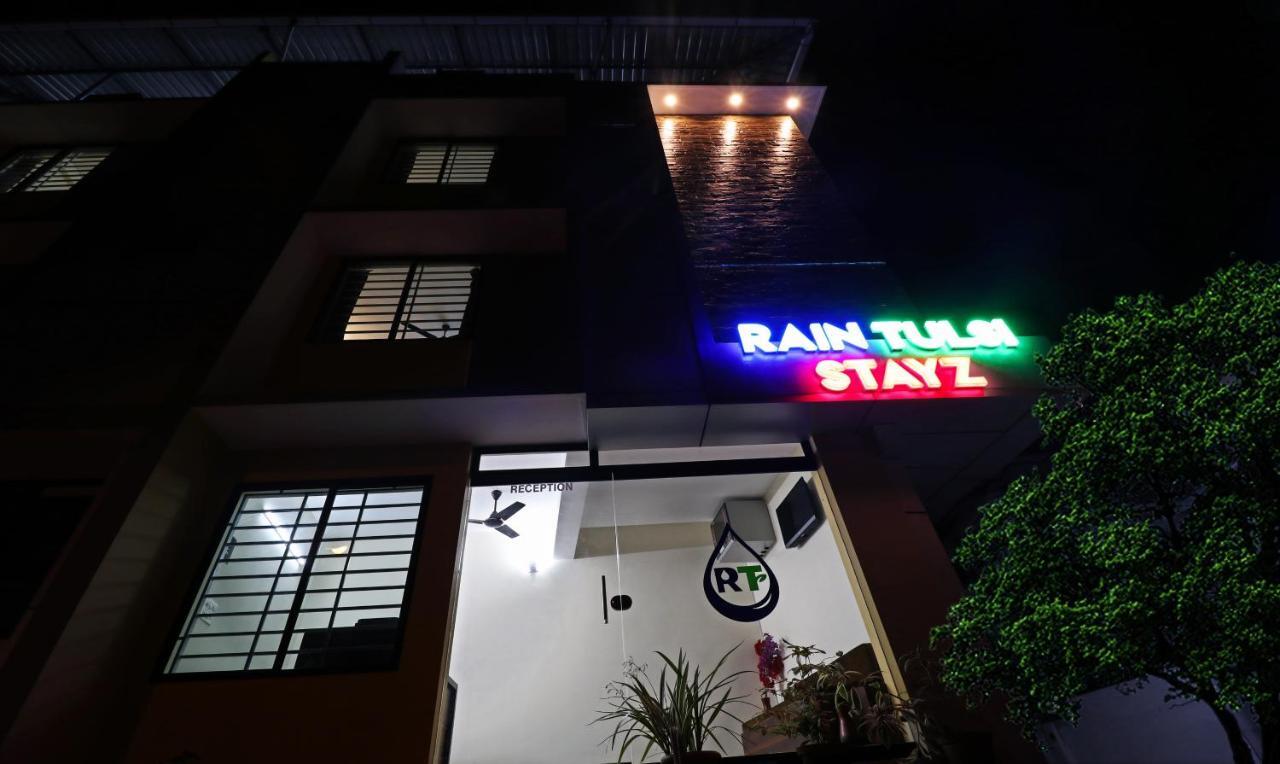 Itsy Hotels Rain Tulsi Stayz, Palarivattom Junction Kochi Exteriör bild